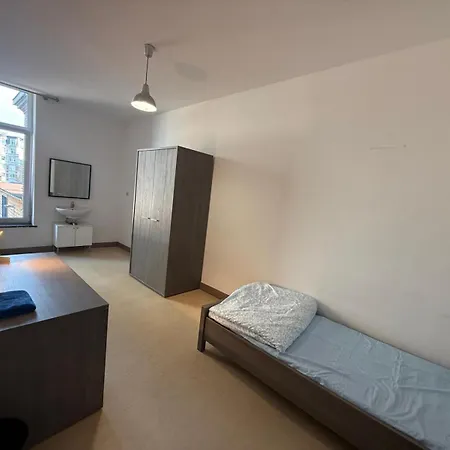 Homestay En Partages Mean *